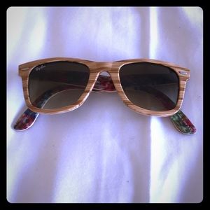New Ray Ban Wayfarer Rare Print Series 11